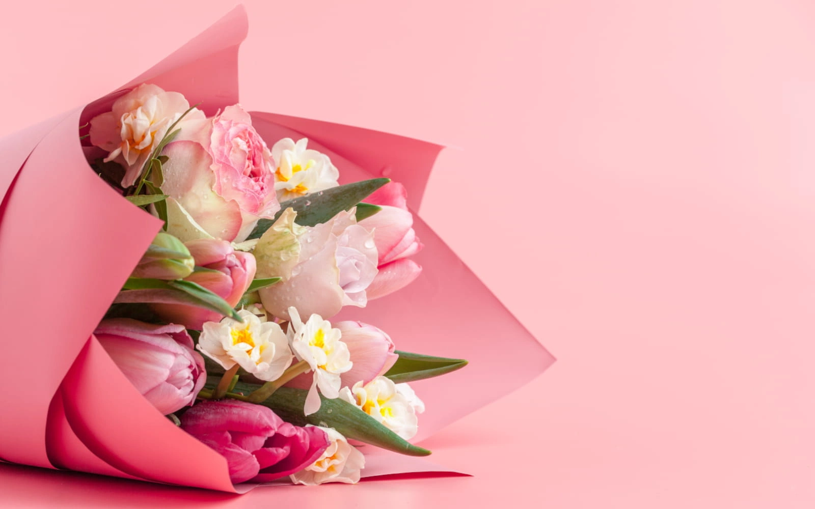 Kadınlar Günü Çiçekleri