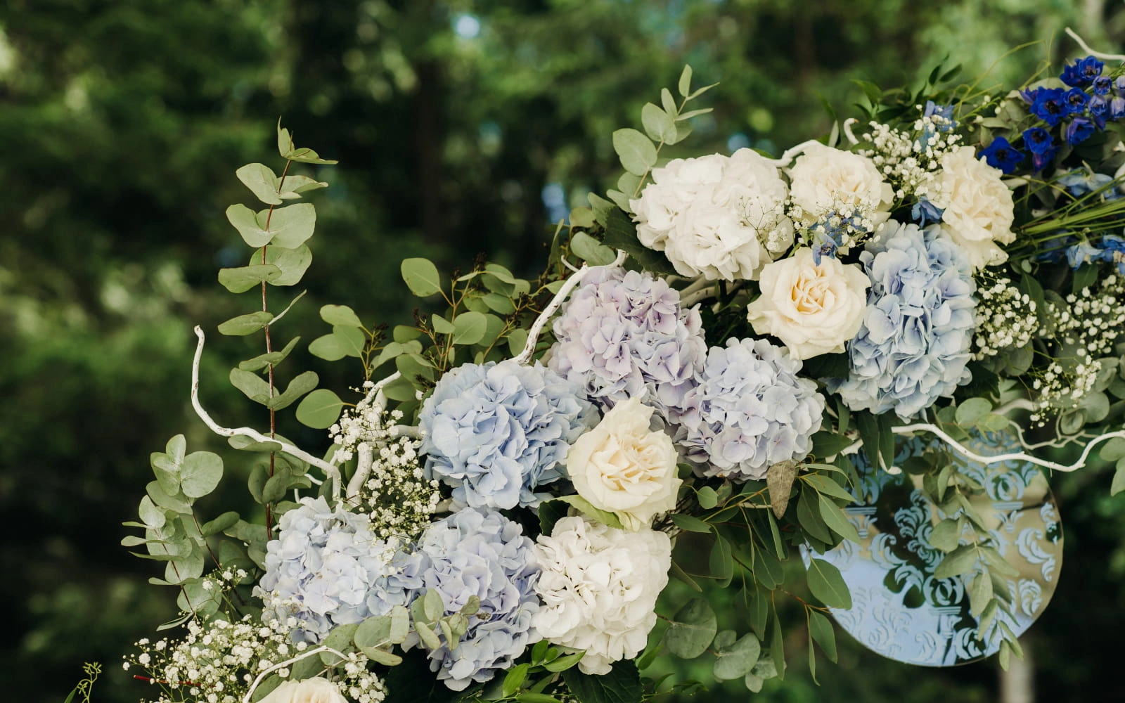 Kır Düğünü Canlı Çiçek Süsleme
